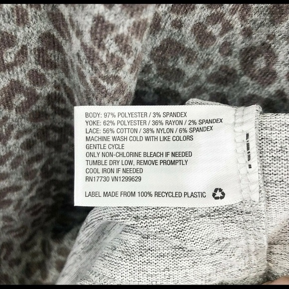 Leopard Print Raglan Long Sleeve Pullover Top Size XS - Picture 4 of 5